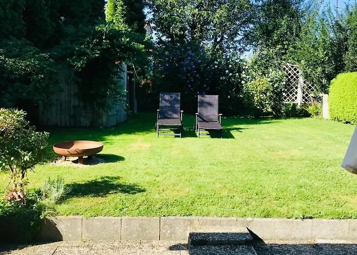 Kristin Mit Bergblick, Grossem Garten Und Grill Apartment *